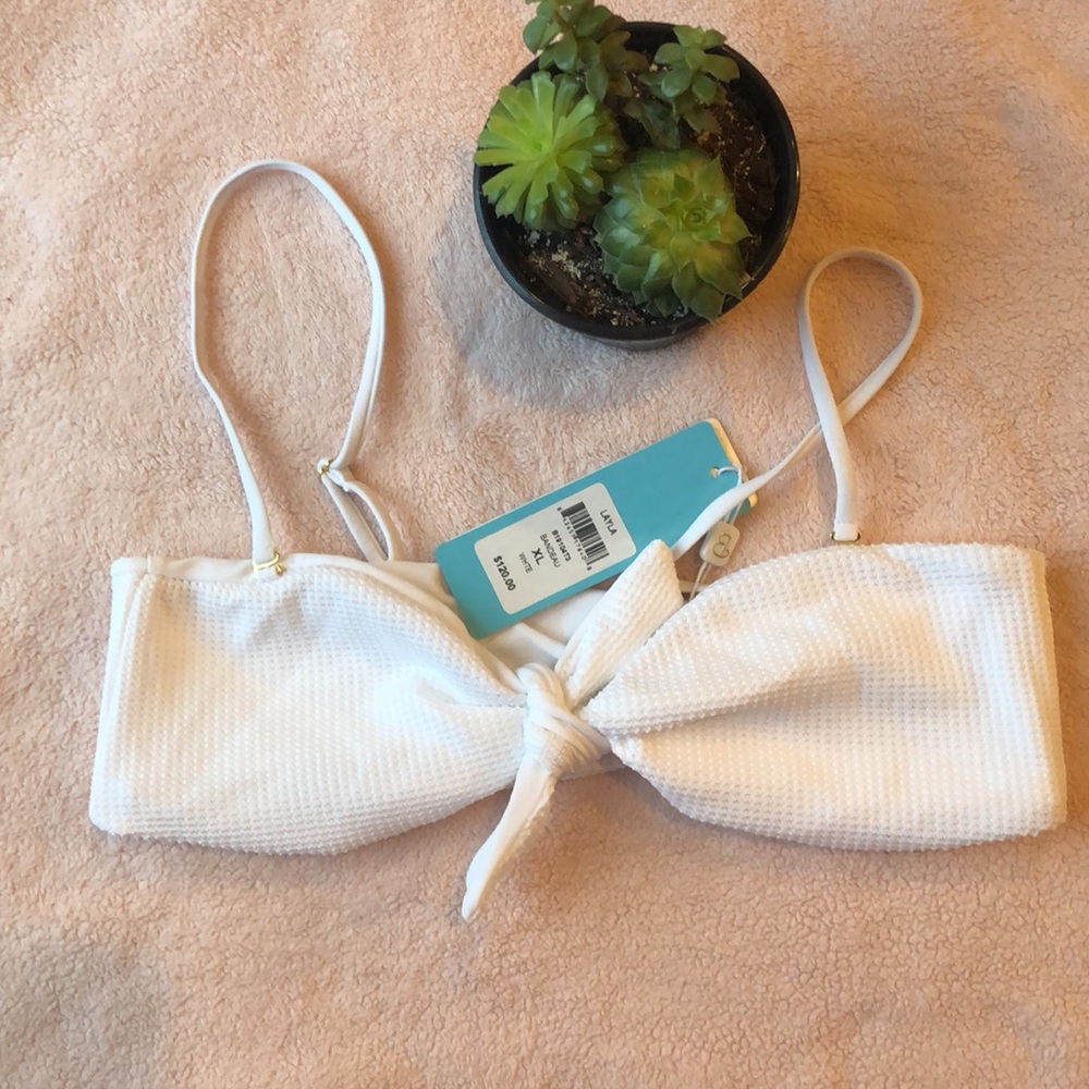 NWT Beach 🏝️ bunny 🐰 white swimsuit top - Picture 6 of 10
